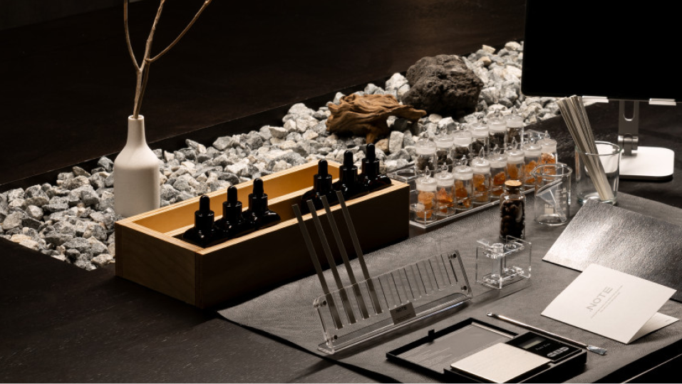 아로마 취향 발견: 향수 & 룸 스프레이